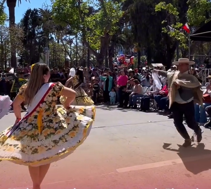 Con las “282 cuecas por Melipilla” se inició esta mañana el programa aniversario de la comuna