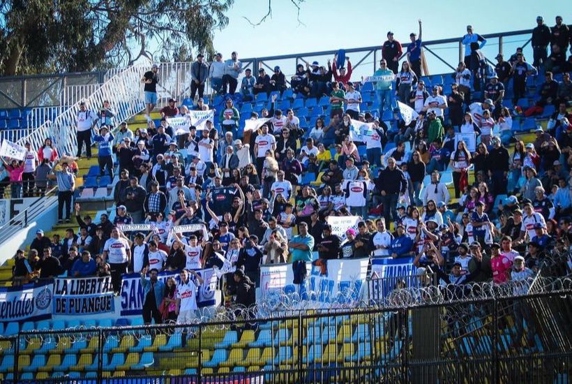 Vocero de barra acusada de desmanes en duelo de Deportes Melipilla ante Lautaro descarta acción de sus integrantes