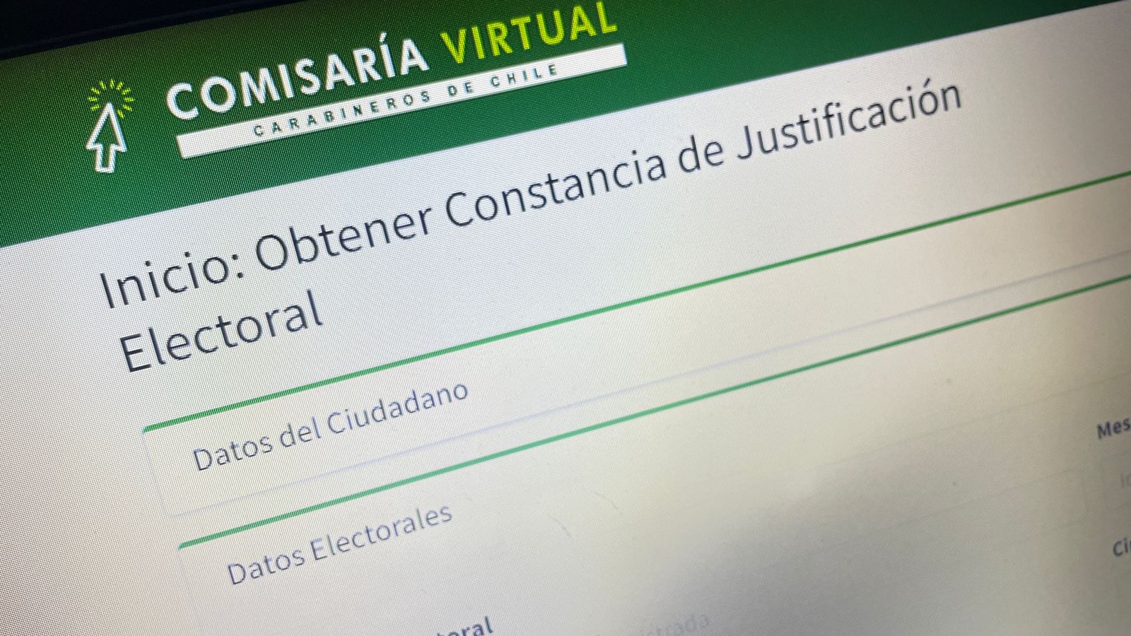 Carabineros detalla proceso para presentar excusas por estar lejos de su local de votación