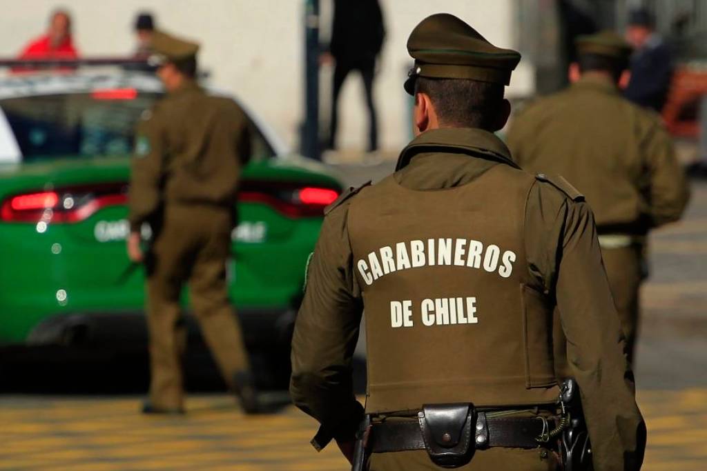 Procedimiento policial por robo terminó con tres personas detenidas