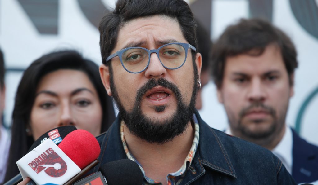 Hoy conversamos con el candidato a la Gobernación Metropolitana, Francisco Orrego