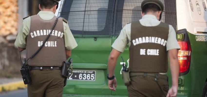 Mujer sufre violento robo en la vía pública