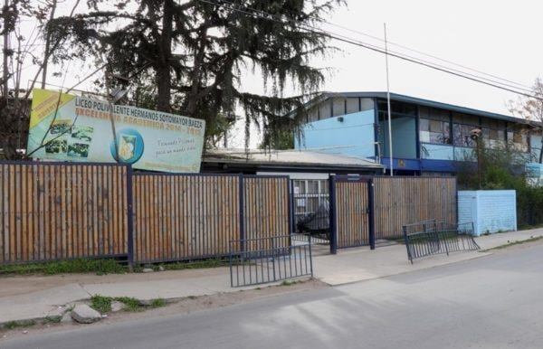 Invitan a melipillanos con estudios inconclusos a matricularse en la escuela vespertina del Liceo Hermano Sotomayor Baeza