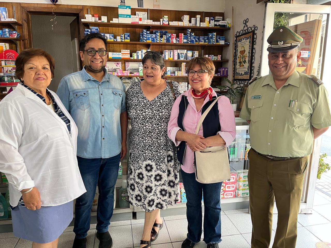 A toda marcha continúa la campaña “Una Navidad más dulce” de La Ruta del Abandono y Carabineros de Melipilla