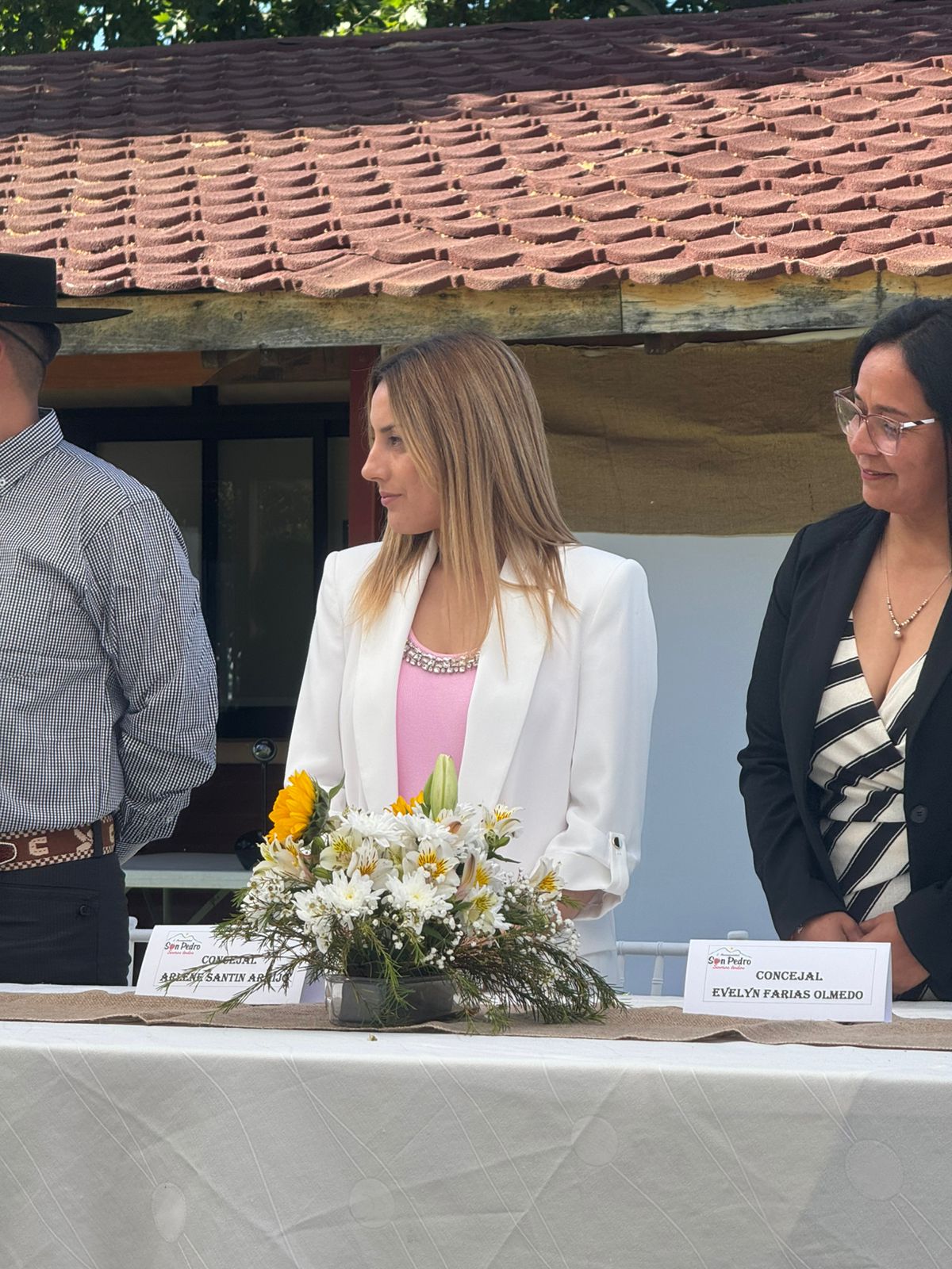 San Pedro: Concejala Arlene Santín solicita trabajo mancomunado para la prevención de incendios forestales en la zona