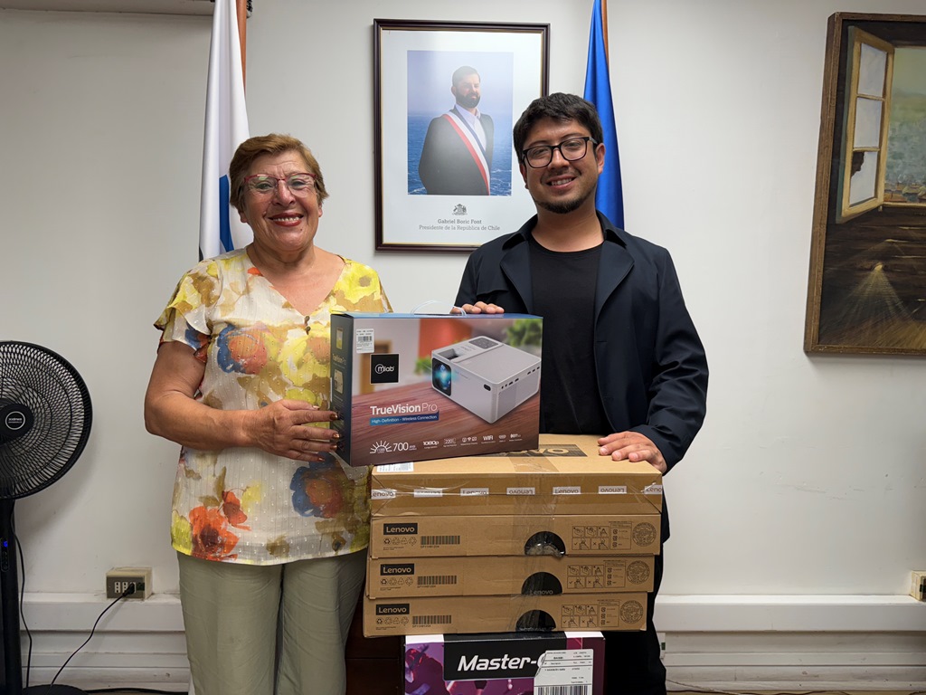 UCAM San Pedro adquiere computadores y equipamiento tecnológico gracias a Fondo SENAMA 2024