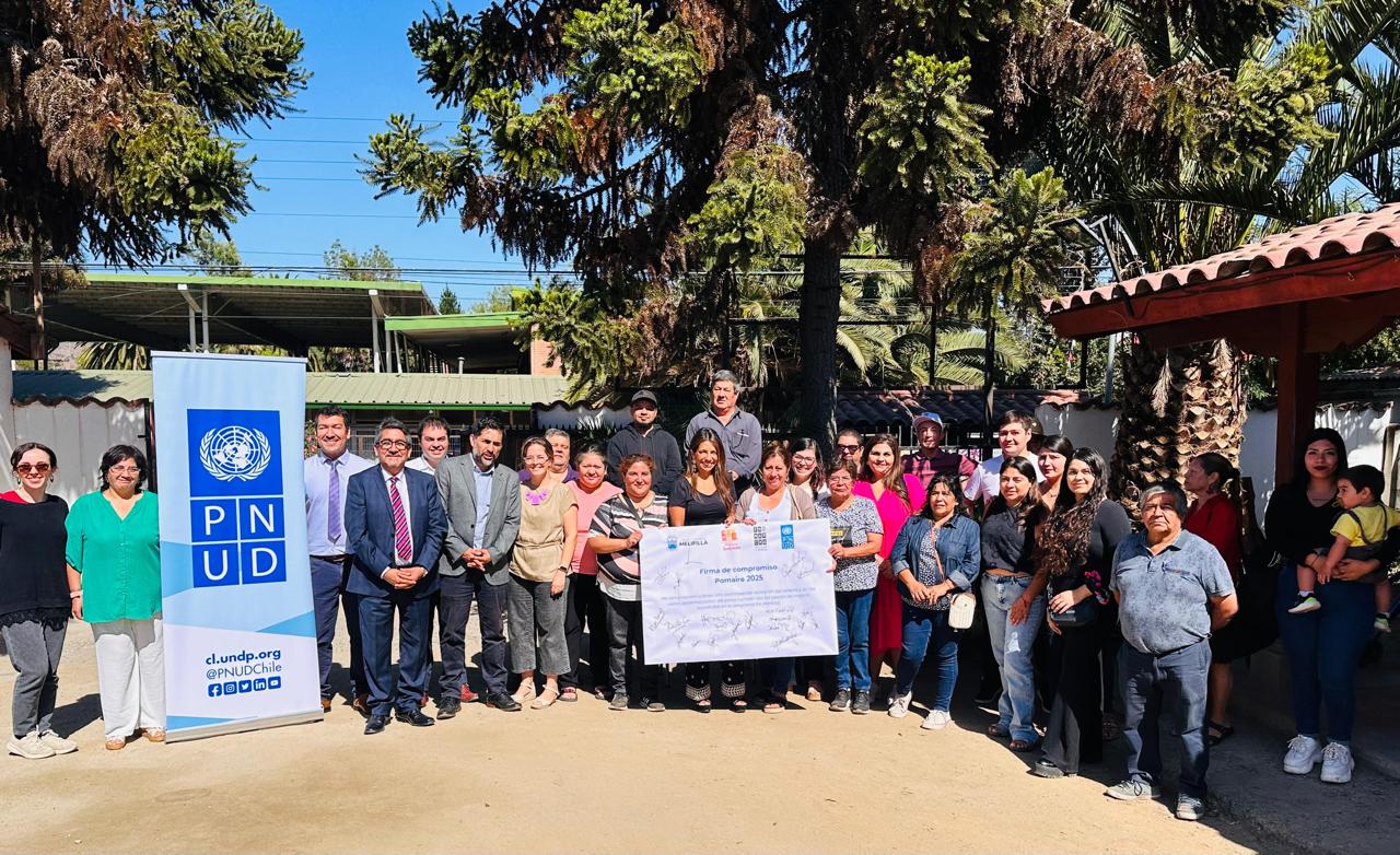Alcaldesa Gárate participa en lanzamiento de plan “En Marcha” para alfareras de Pomaire