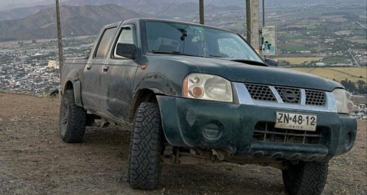 Roban camioneta desde el frontis de un domicilio