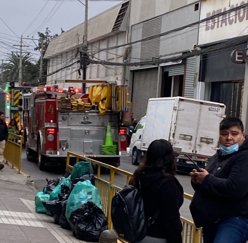 Fuga de gas refrigerante en supermercado Tottus movilizó esta mañana a Bomberos