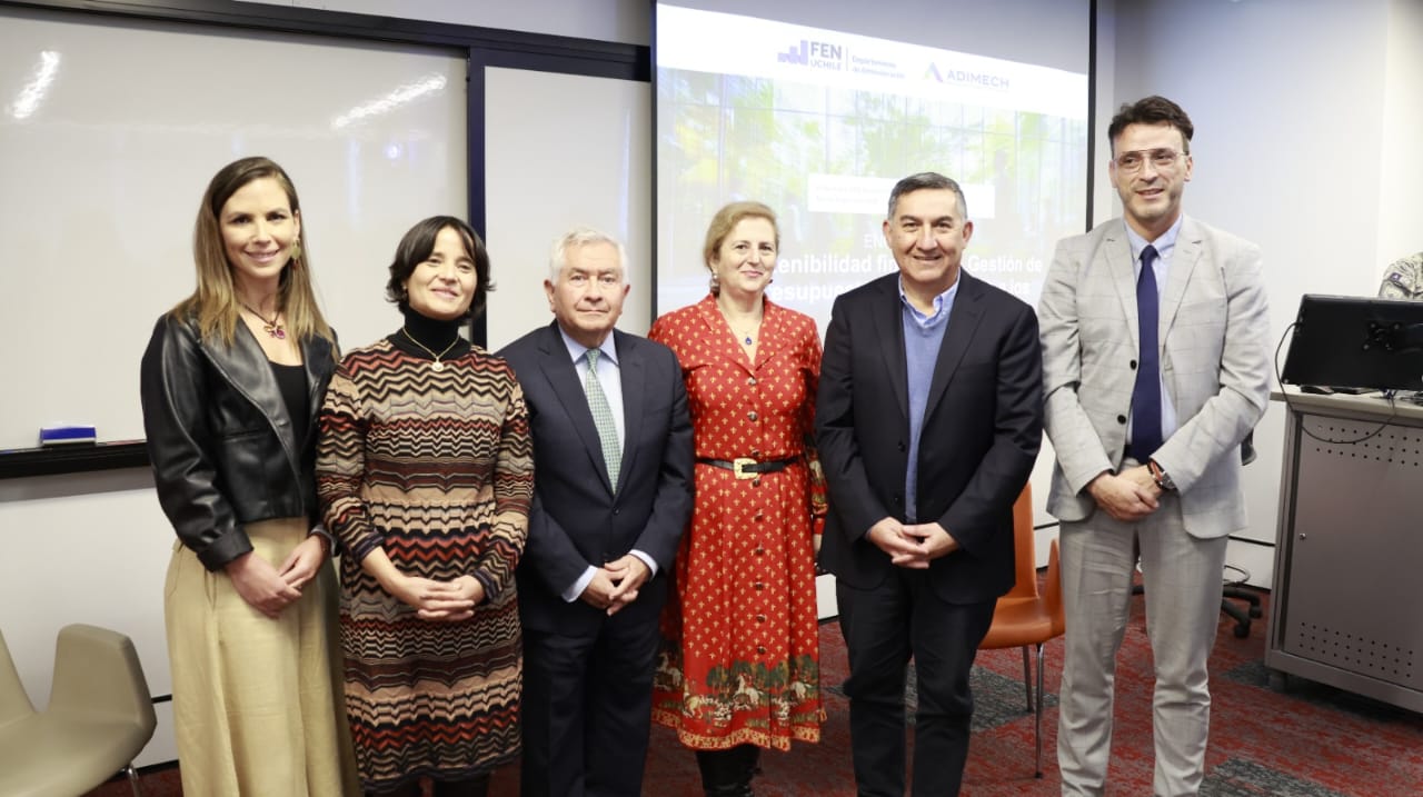 Hospital de Melipilla participa en importante Encuentro Nacional de Sostenibilidad Financiera y Gestión Hospitalaria