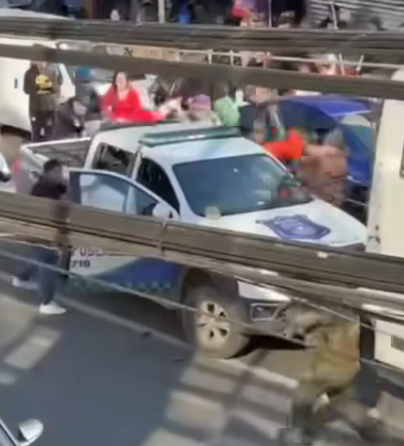 Violentos incidentes en San Antonio tras fiscalización a comercio ambulante