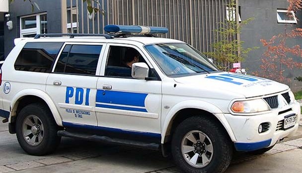 PDI detiene a dos mujeres por presunta participación en red de microtráfico en San Antonio
