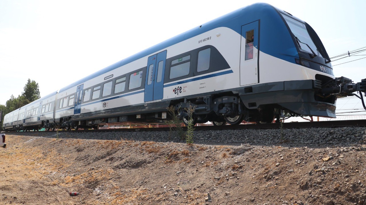 EFE avanza en licitaciones clave para trenes hacia Melipilla y Batuco
