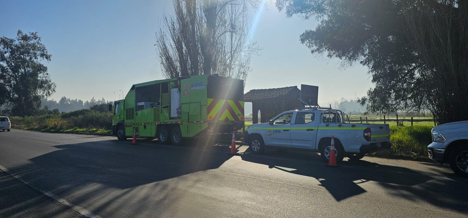 Municipalidad de Melipilla cumple compromiso con vecinos de Rumay y realiza trabajos de seguridad vial en ruta a Bollenar