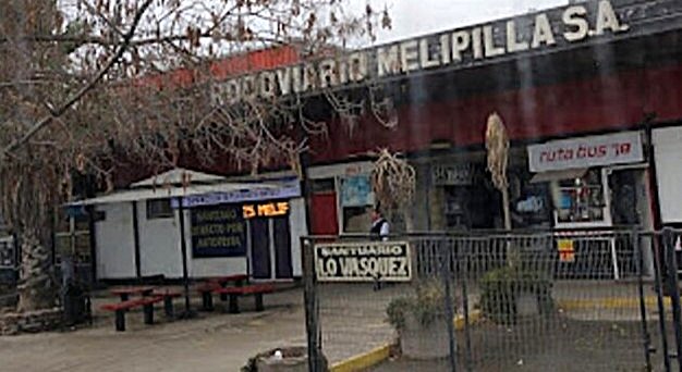 Fiscalización en calle Ortúzar por estacionamiento irregular de buses frente al Rodoviario