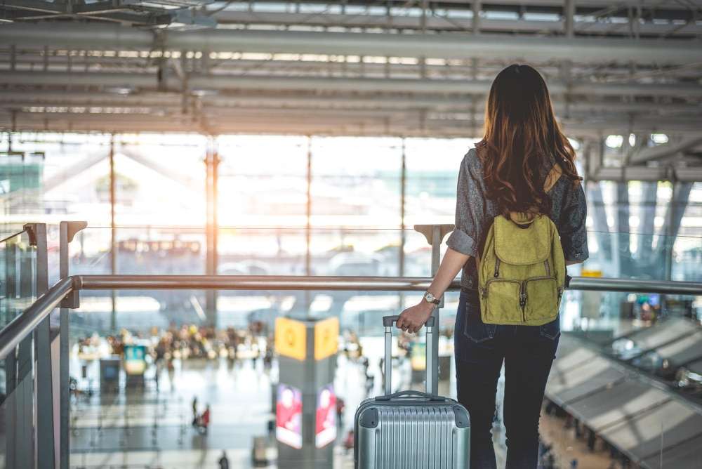 Vacaciones de Invierno: Sernac entrega guía para evitar problemas en viajes, arriendos y restaurantes