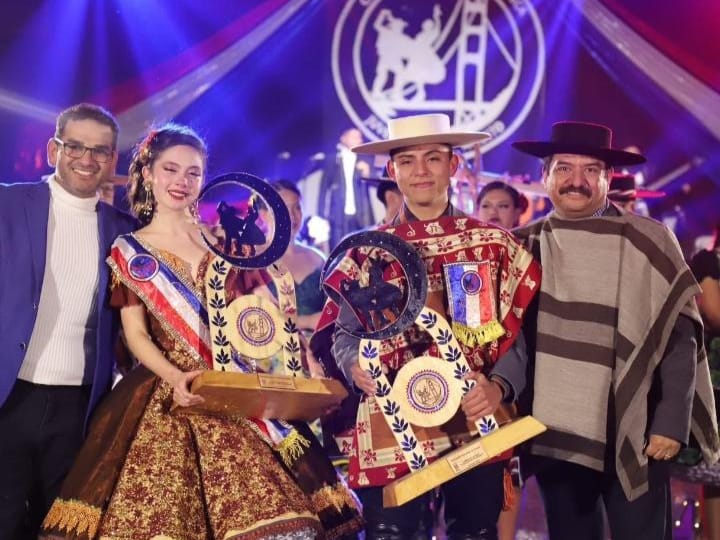 Joven melipillana consigue premio nacional en competencia de cueca