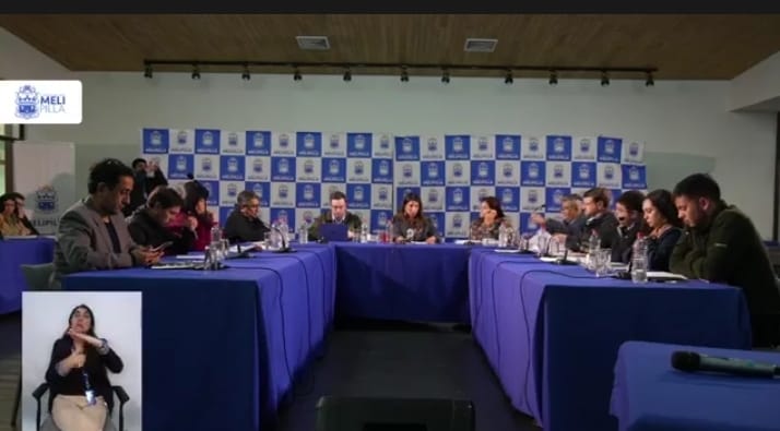 Modificación presupuestaria con reducción de fondos para Asistencialidad y Emergencia genera polémica en el Concejo Municipal de Melipilla
