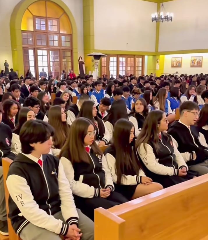 Colegio San Agustín celebró su 114° aniversario con una misa y tradicional desfile 