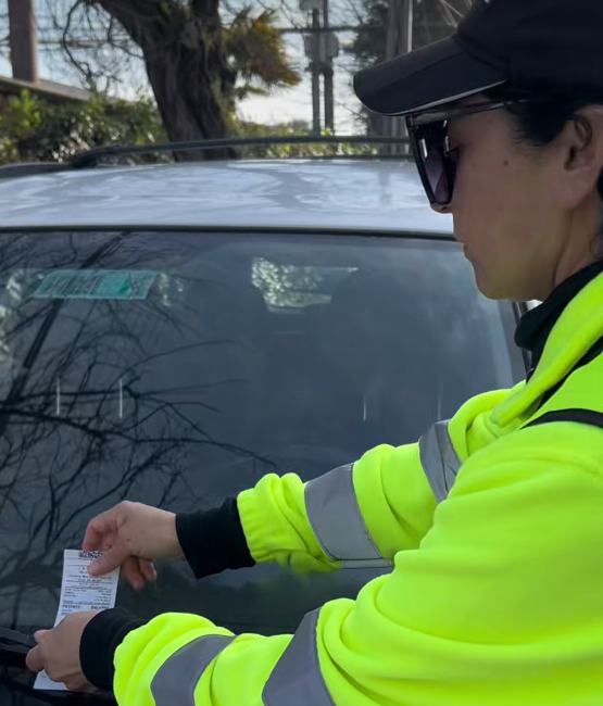 Isla de Maipo inicia cobro por estacionamientos en calles céntricas como parte de plan de orden vial