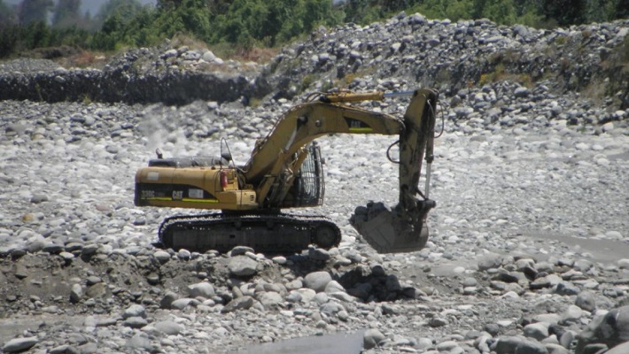 Concejal Carmona solicita informe sobre extracción de áridos en ribera del Maipo