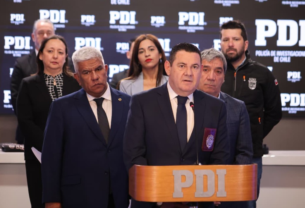 Autoridades informan detención de menores líderes de banda dedicada a robos violentos en Padre Hurtado y Peñaflor