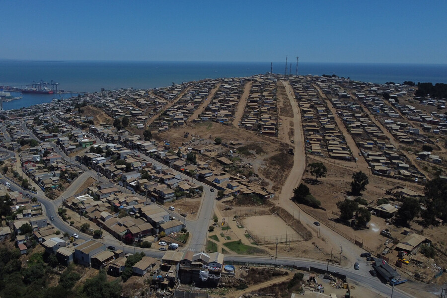 Fracasan negociaciones por terreno de la megatoma en San Antonio: más de 4.000 familias en riesgo de desalojo