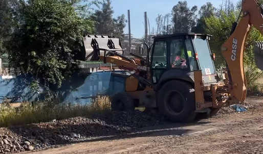 Desalojan Toma en Padre Hurtado ubicada donde se construirá una estación del tren Melipilla-Estación Central