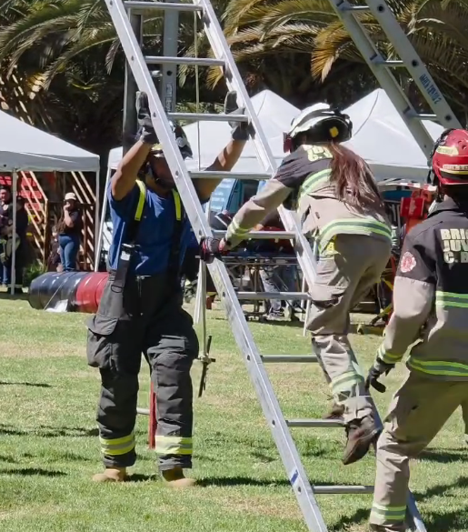 Brigadas juveniles de bomberos se enfrentaron en Isla de Maipo: Santo Domingo se quedó con el primer lugar