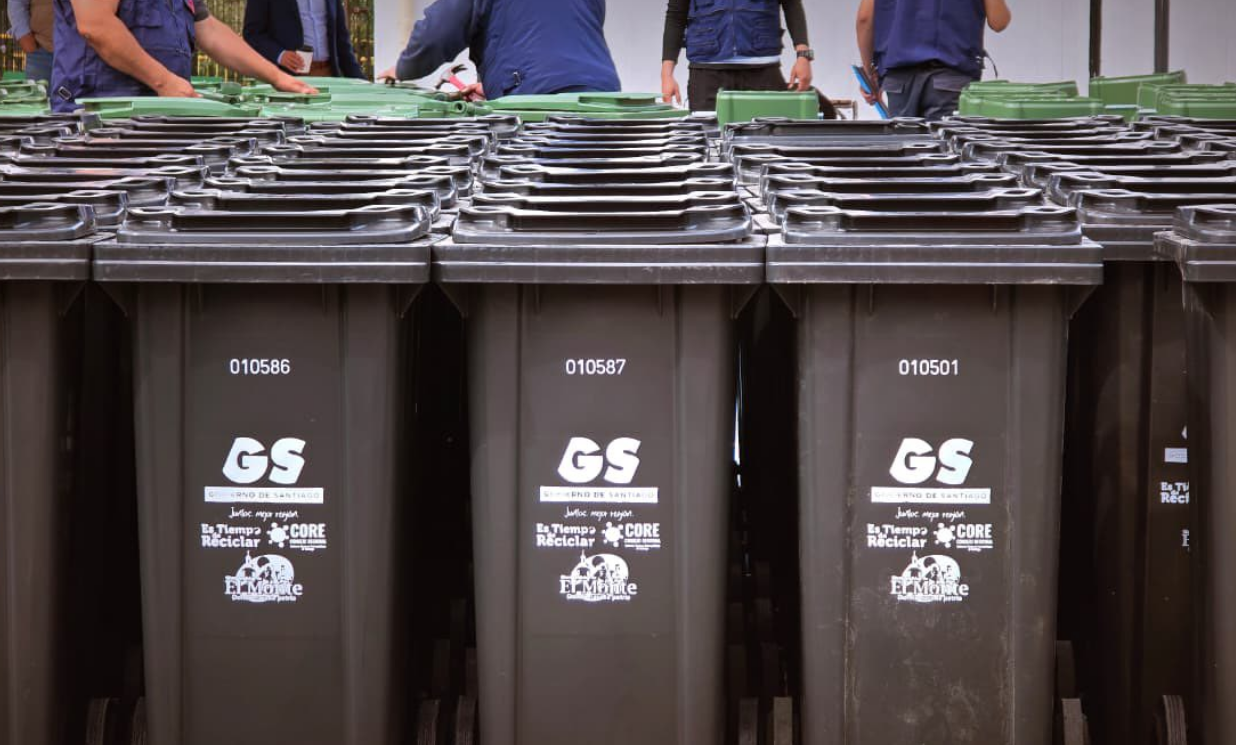 El Monte inicia entrega de contenedores domiciliarios con inversión regional cercana a los 600 millones