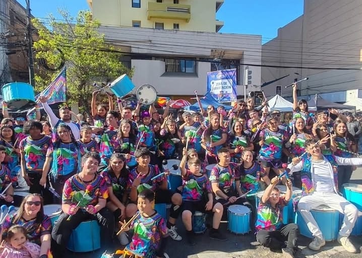 Taller Municipal de Batucada representó a Alhué en el Carnaval de los Mil Tambores en Valparaíso