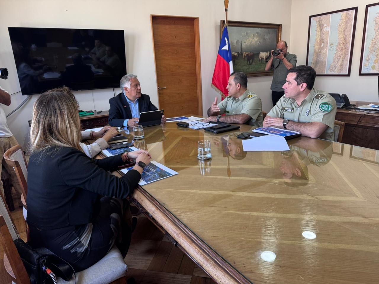 Autoridades recomiendan planificar sus viajes durante este fin de semana largo