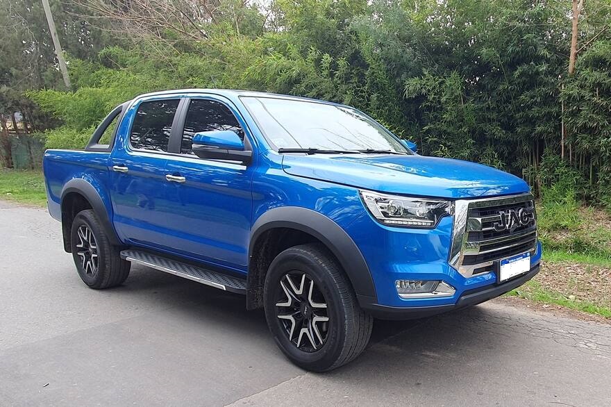 Encargan búsqueda de camioneta robada en el sector oriente de Melipilla