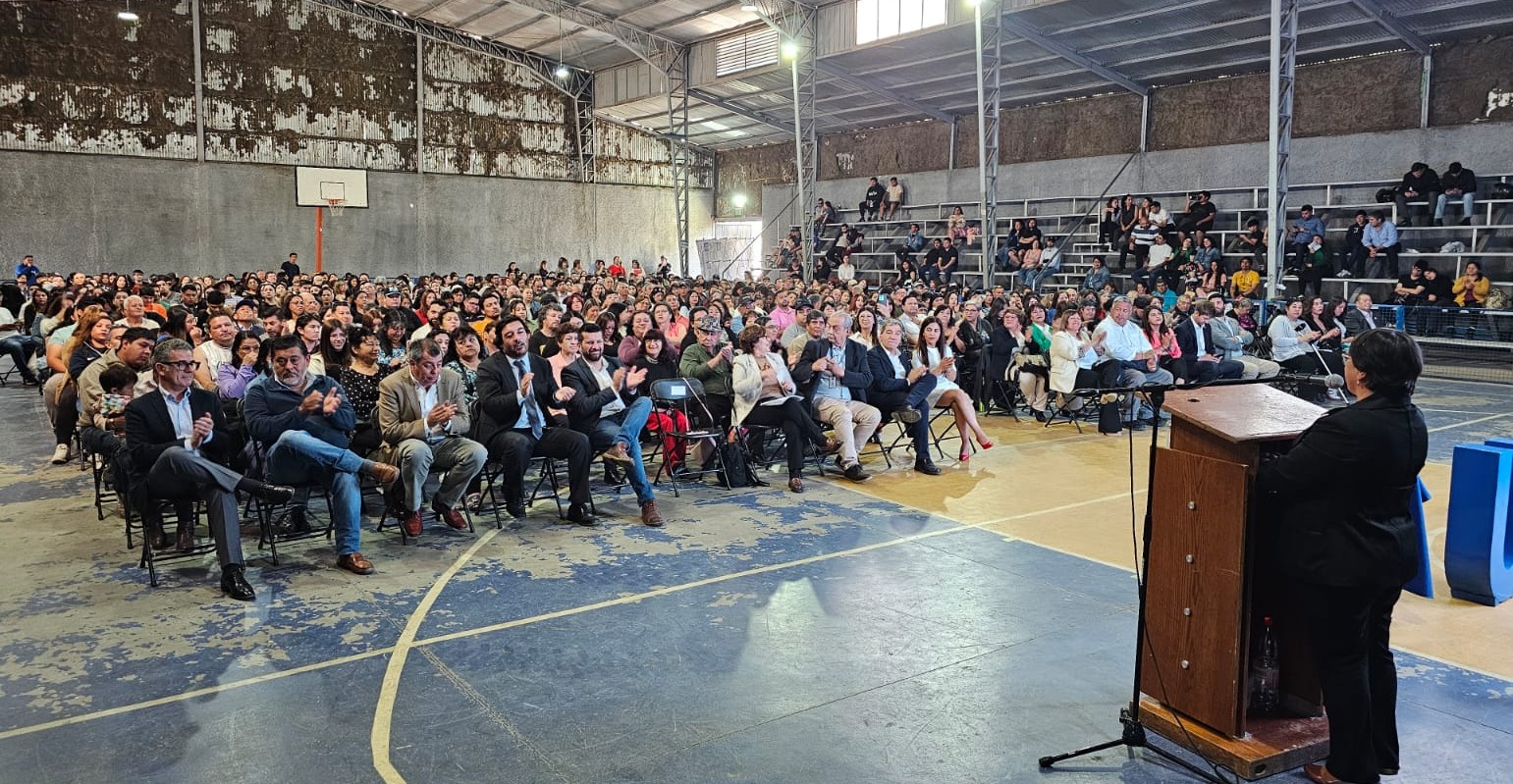 Padre Hurtado: 298 familias reciben subsidios habitacionales para el conjunto Los Alerces