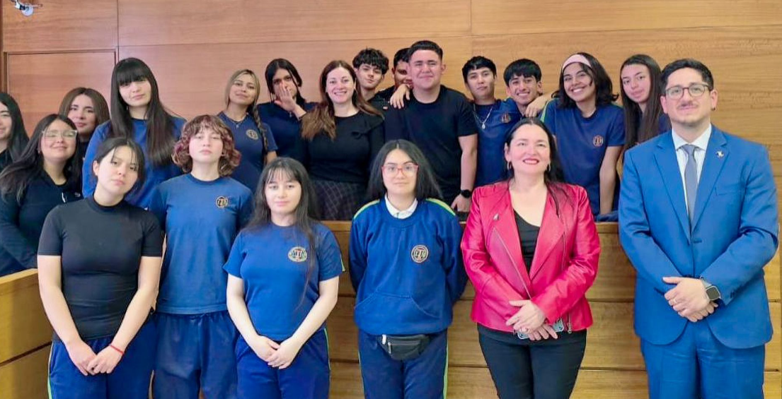 Estudiantes del Liceo Bicentenario de Talagante participaron en jornada educativa sobre el Poder Judicial