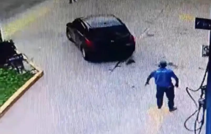 Detienen a conductor que cargó combustible y huyó sin pagar en servicentro de Melipilla