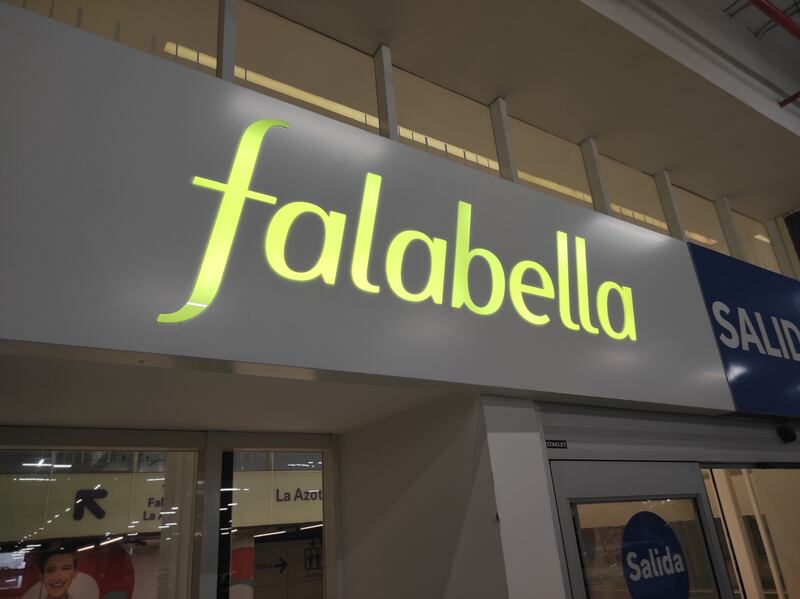 Falabella presenta querella por hurto de más de $43 millones en artículos desde su tienda en Melipilla 
