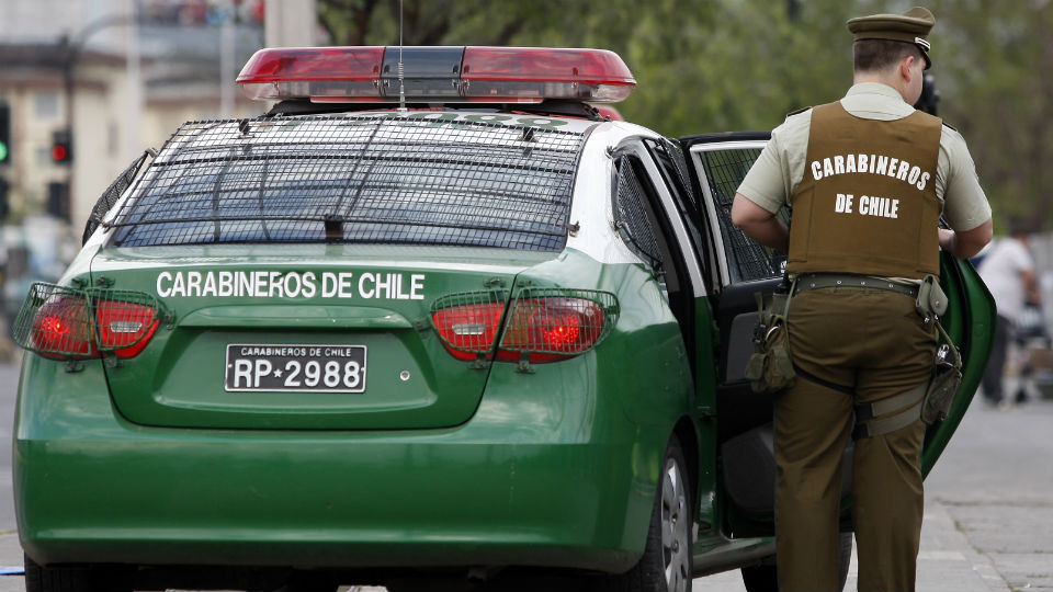 Carabineros detiene a banda juvenil por robo con violencia en Curacaví