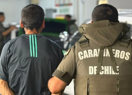 Operativo de Carabineros dejó siete detenidos en el Barrio Puerto de San Antonio