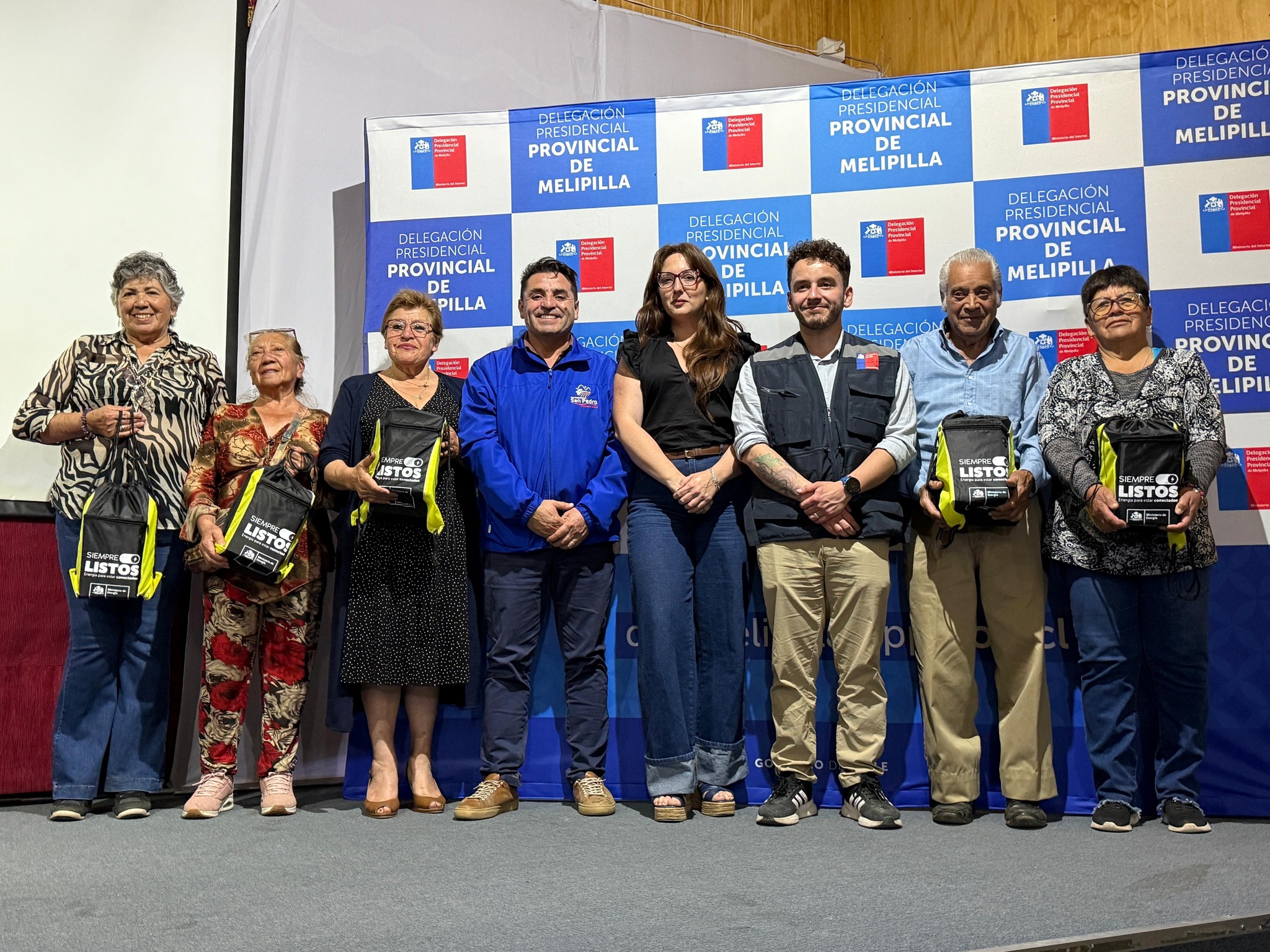 Comunidades de Alhué y San Pedro se capacitan gracias a programa “Siempre Listos: Energía para estar conectados”