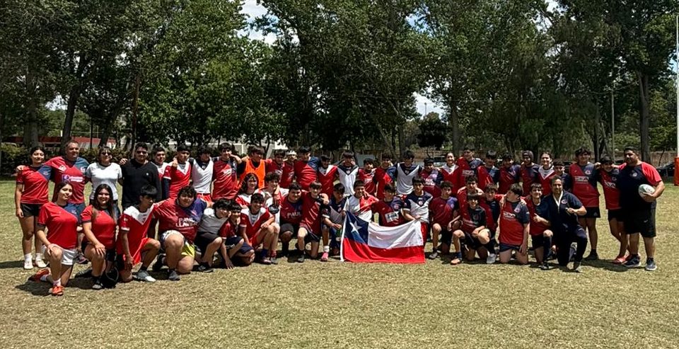 Estudiantes de Melipilla y María Pinto viven histórico viaje internacional junto al Melipilla Athletic Club