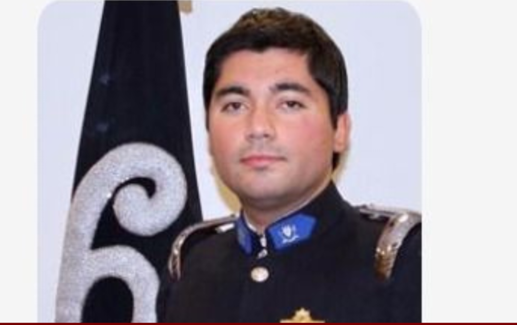 Bombero muere combatiendo incendio en el centro de Santiago