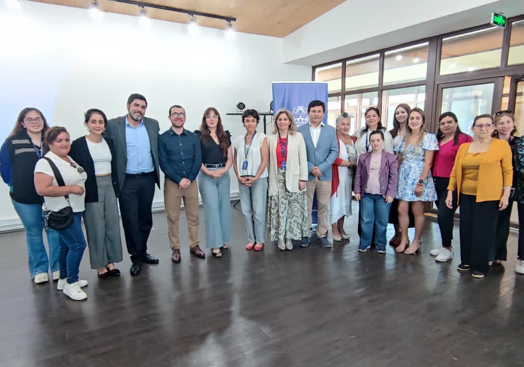 Autoridades participan en “Seminario de la realidad laboral comunal de Melipilla”