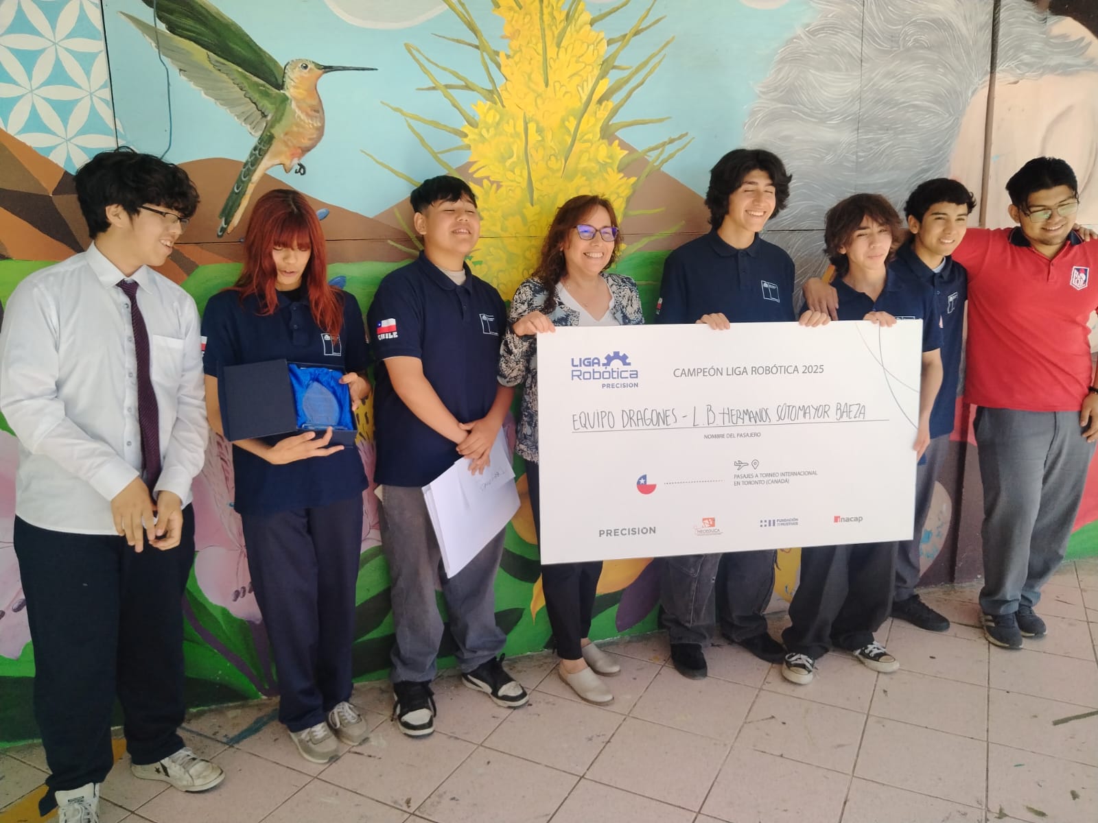 Equipo “Dragones” del LHSB obtiene el primer lugar en Torneo Nacional de Robótica Escolar y representará a Chile en Canadá