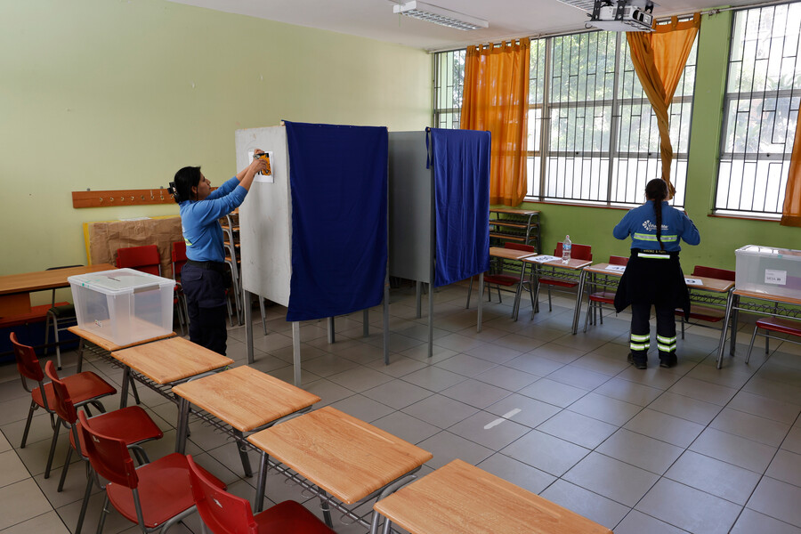 Suspensión de clases este viernes en colegios que serán locales de votación en la segunda vuelta presidencial de este domingo