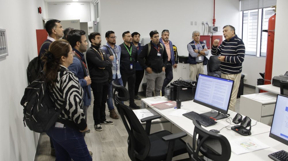 Profesionales del Hospital de Quilpué realizan visita técnica al Nuevo Hospital de Melipilla