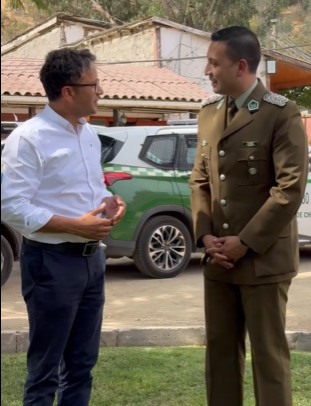 Alcalde de Curacaví y nuevo comisario de Carabineros refuerzan coordinación en seguridad comunal
