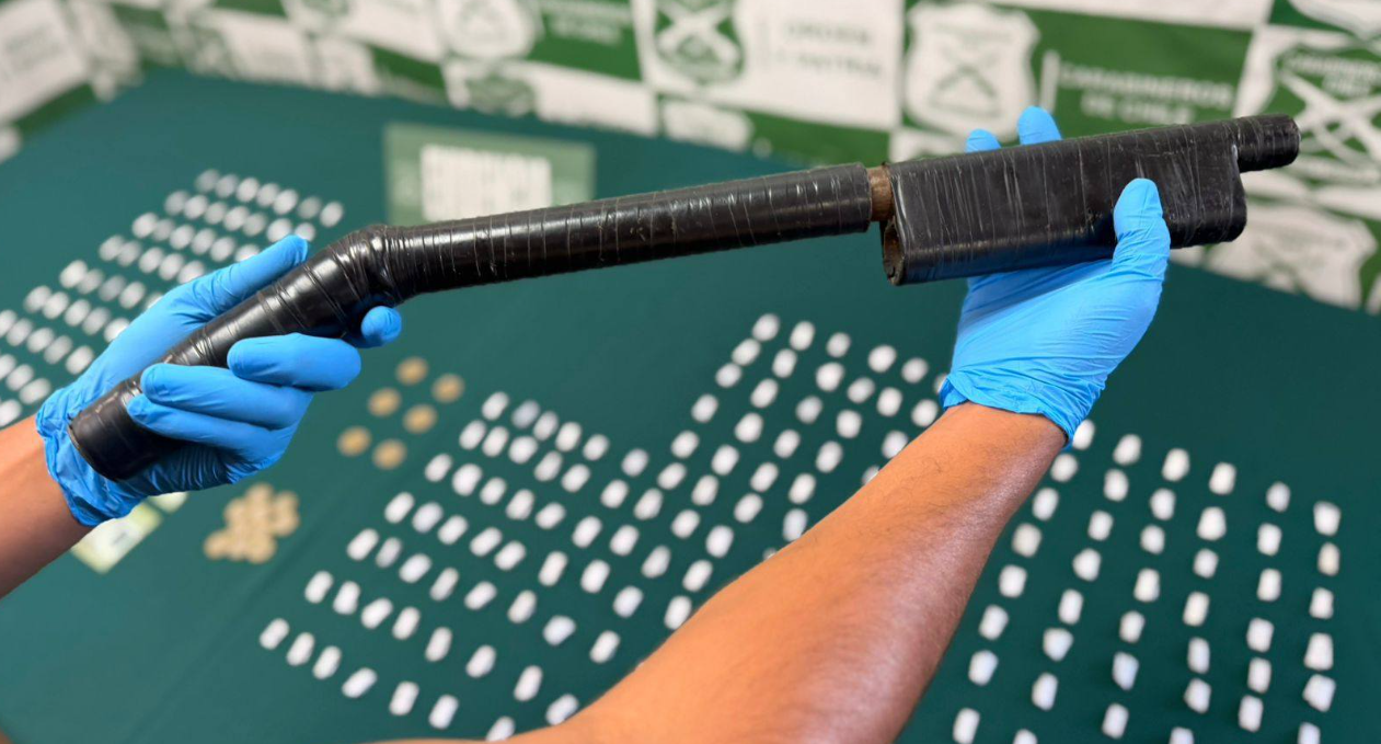 Dos detenidos en San Antonio por tráfico de drogas y porte de arma artesanal