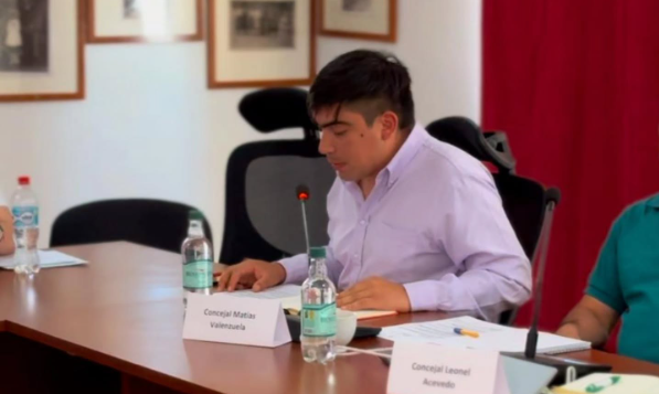 Concejal denuncia irregularidades y conflicto de interés en el proceso licitatorio de la Semana Alhuína 2026 y la Municipalidad respondió a través de un comunicado