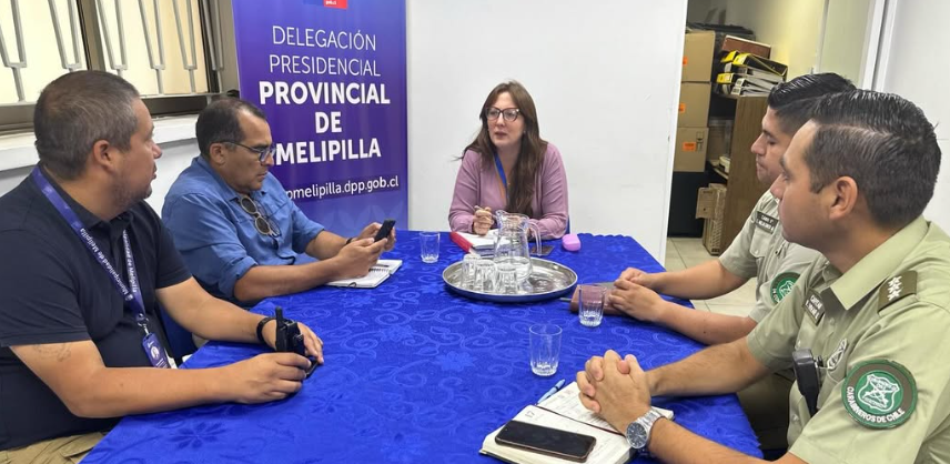 Instituciones refuerzan coordinación para eventos masivos en Melipilla